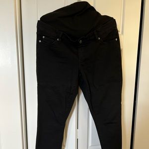 GAP Maternity True Waistband Slim Jeans with Washwell (Black wash)